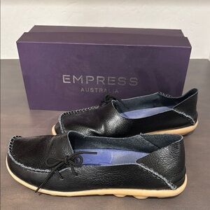 Empress Australia Flats